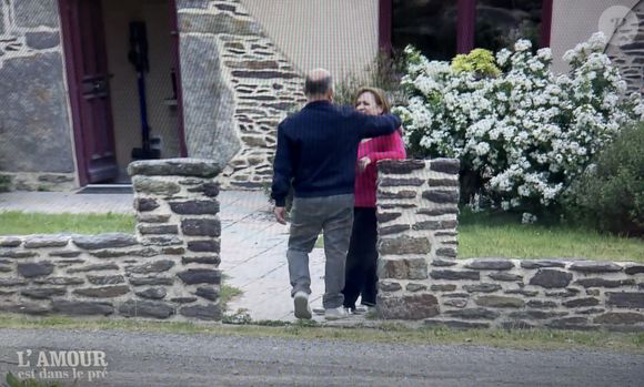Pierrick choisit Livie et laisse partir Valérie dans L'amour est dans le pré sur M6.
Crédit : L'amour est dans le pré/M6