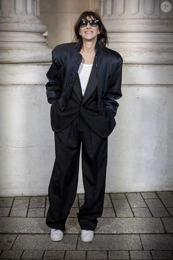 Charlotte Gainsbourg - Photocall du défilé Saint Laurent  "Collection Masculine Prêt-à-Porter Automne/Hiver 2025-2026" lors de la Fashion Week de Paris (PFW) le 28 janvier 2025 © Olivier Borde /Bestimage