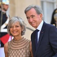 Sur l’une des plus belles plages des Caraïbes, le milliardaire Bernard Arnault a investi dans un hôtel iconique de Saint-Barth, devenu une adresse phare du luxe mondial