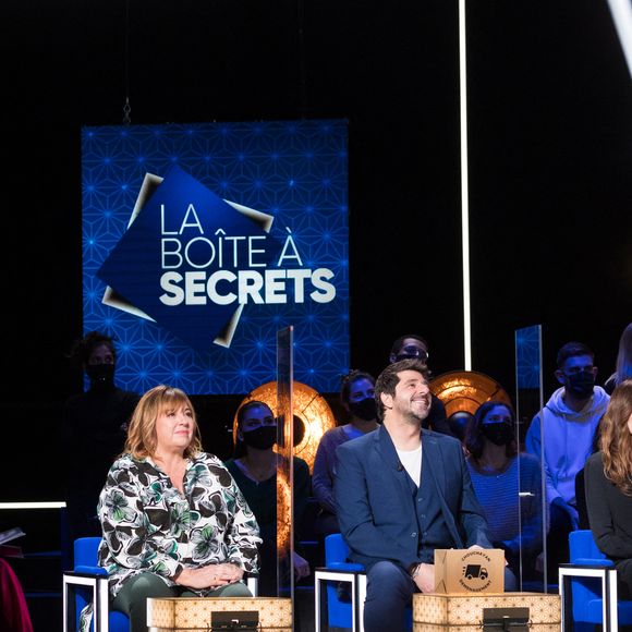 Faustine Bollaert et Carla Bruni avaient discuté ensemble de cette histoire commune lors de l'enregistrement d'un numéro de "La Boîte à secrets"

Exclusif - Faustine Bollaert, Michèle Bernier, Patrick Fiori, Carla Bruni Sarkozy - Enregistrement de l'émission "La Boîte à Secrets 8", présentée par F.Bollaert et qui sera diffusée le 7 mai sur France 3. Le 19 janvier 2021
© Tiziano Da Silva / Bestimage
