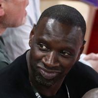 L'autre vie d'Omar Sy : l'acteur a investi dans une grande organisation à Paris et a décroché une première récompense