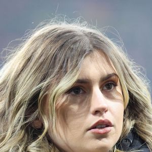 Marine (Star Academy) chante "Les Corons" en hommage à Pierre Bachelet, pour le 20ème anniversaire de sa mort, lors du match de Ligue 1 McDonald's "Lens - Strasbourg (0-2)" au stade Bollaert-Delelis. Laurent Sanson/PsnewZ/Bestimage