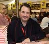 La cuisson doit se faire sur une grille bien chaude en caramélisant chaque face.

Jean-François Piège au 20ème Festival du Livre gourmand au Théâtre de Périgueux, le 15 novembre 2025. ©Jean-Marc LHOMER/Bestimage.