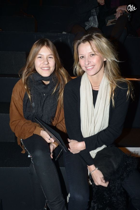 Après la musique et la comédie, la jeune femme met aujourd'hui son talent au service de la photographie.

Archives - Sarah Lavoine et sa fille Yasmine Lavoine - Etam Live show de la collection lingerie de Natalia Vodianova à la Bourse du Commerce à Paris le 26 fevrier 2013.

© Agence / Bestimage