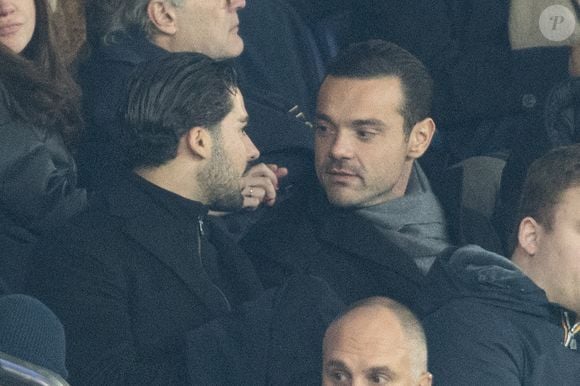 Frédéric Merlin - Célébrités dans les tribunes lors du match de Ligue des Champions entre le Paris Saint Germain contre Tottenham Hotspur Football Club (5-3) au Parc des Princes à Paris le 26 novembre 2025. © Cyril Moreau/Bestimage