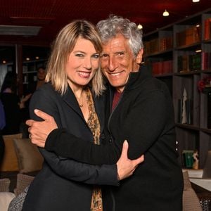 En plateau, chacun a partagé son point de vue sur le mariage.

Mélanie Page et son mari Nagui à la générale de la pièce "Ubu Roi" d'Alfred Jarry, mise en scène par Daniel Benoin, le directeur du théâtre Anthéa à Antibes, le 3 mars 2026, avec André Marcon.

© Bruno Bebert/Bestimage