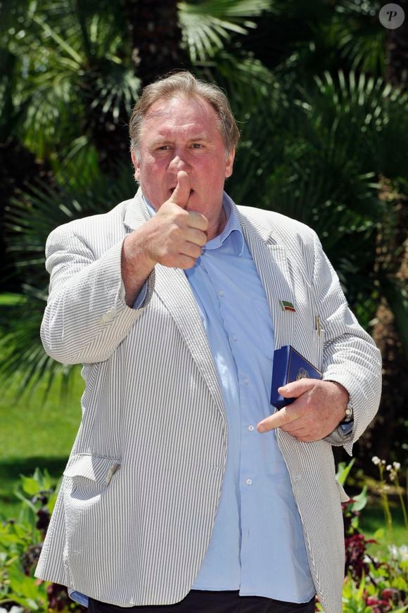 L'acteur francais exile en Russie, Gerard Depardieu participe a la conference de presse au Musee Massena a Nice, le 6 juin 2013, presentant la programmation du 1er Festival du Cinema russe a Nice organise par le Gosfilmofond, la Maison de la Russie a Nice avec le soutien de la Ville de Nice, qui aura lieu du 14 au 17 juin 2013 à la Cinematheque de Nice. JUNIOR / BESTIMAGE