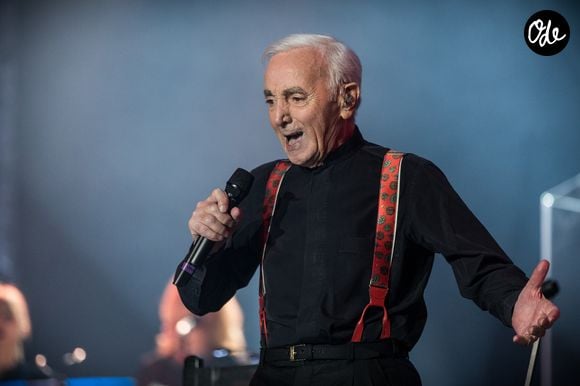 Charles Aznavour en concert à l'Accorhotels Arena (POPB Bercy) à Paris. Le 13 décembre 2017
© Cyril Moreau / Bestimage