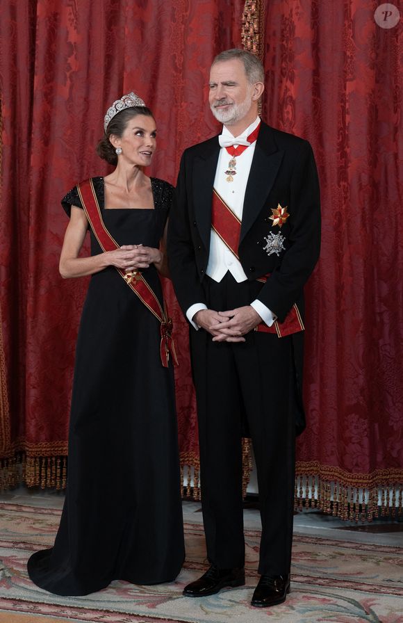 Le roi Felipe VI et la reine Letizia d'Espagne, accueillent Frank-Walter Steinmeier (Président fédéral de l'Allemagne) et sa femme Elke Budenbender pour un dîner de gala en leur honneur au palais royal à Madrid. Photo par LALO YASKY / BESTIMAGE