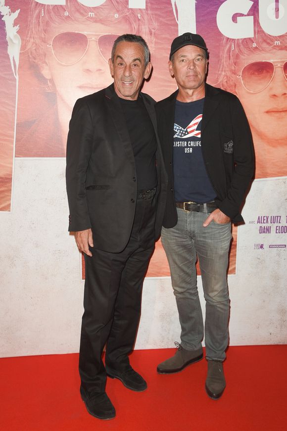 “On est toujours amis, même si j’étais vexé qu’il ne m’invite pas à sa légion d’honneur en avril dernier”, explique Laurent Baffie au Figaro
Thierry Ardisson et Laurent Baffie - Première du film "Guy" au cinéma Gaumont-Opéra à Paris le 28 aout 2018. © Coadic Guirec/Bestimage