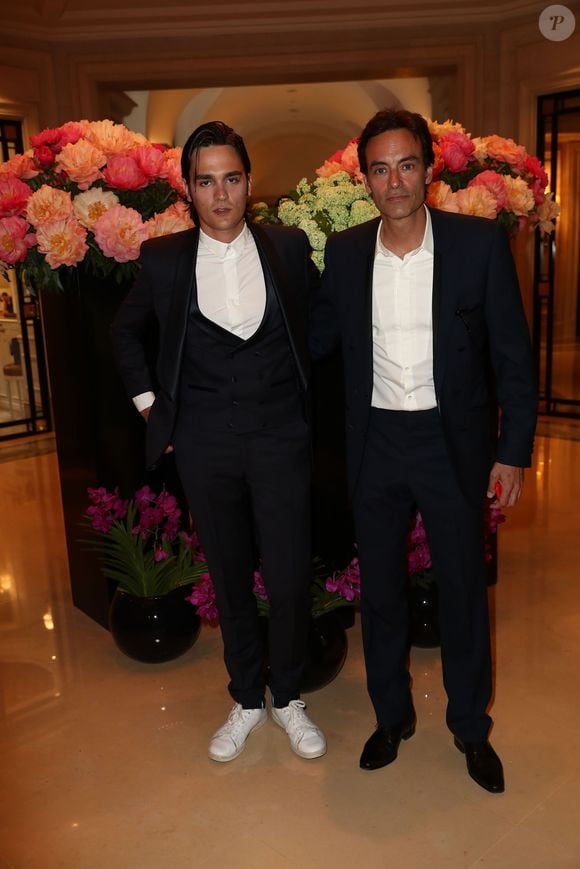 Exclusif - Anthony Delon avec son frère Alain-Fabien Delon au cocktail de la 10e édition du "Global Gift Gala" à l'hôtel Four Seasons George V à Paris, le 3 juin 2019. © Cyril Moreau/Global Gift Foundation/Bestimage