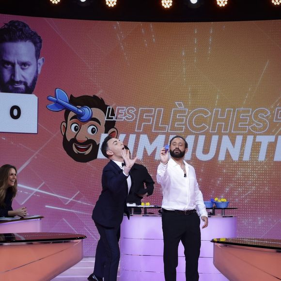 La nouvelle émission présentée par Cyril Hanouna sur W9

Exclusif - Jordan De Luxe, Cyril Hanouna, sur le plateau de l'émission "Tout Beau, Tout N9uf - TBT9" présentée par C.Hanouna, et diffusée en direct sur W9, Paris, France, le 13 janvier 2026. © Jack Tribeca / Bestimage