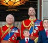 La famille royale d'Angleterre n'était pas au complet

Camilla Parker Bowles, reine consort d'Angleterre, Le roi Charles III d'Angleterre, Le prince Louis de Galles, Le prince George de Galles, Le prince William, prince de Galles, Catherine (Kate) Middleton, princesse de Galles, La princesse Charlotte de Galles Le roi Charles III d'Angleterre et Camilla Parker Bowles, reine consort d'Angleterre, Le prince Louis de Galles, Le prince George de Galles, Le prince William, prince de Galles, Catherine (Kate) Middleton, princesse de Galles, La princesse Charlotte de Galles - Les membres de la famille royale britannique au balcon de Buckingham Palace lors de la cérémonie Trooping the Colour à Londres, le 14 juin 2025 
© Backgrid / Bestimage