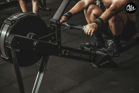 Ensuite, le mieux est d'alterner entre le cardio et le renforcement musculaire afin d'obtenir des résultats optimaux.