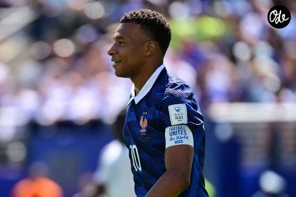 MetLife Stadium, New Jersey (NY), 16/06/2026 - COUPE DU MONDE / FRANCE - SÉNÉGAL - Le joueur français Kylian Mbappé lors du match FRANCE - SÉNÉGAL, comptant pour la première journée du groupe I de la Coupe du monde de la FIFA 2026, qui s'est déroulé au MetLife Stadium, dans le New Jersey, dans l'après-midi du mardi 16 juin. ( - Match du groupe I « France - Sénégal (3-1) » lors de la Coupe du monde de la FIFA 2026 (FIFA World Cup 2026) le 16 juin 2026. © PsnewZ/Bestimage