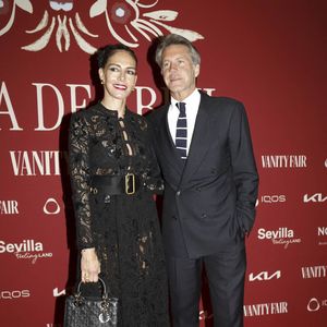 Le prince Emmanuel-Philibert de Savoie et Adriana Abascal au photocall pour Vanity Fair à Séville le lundi 5 mai 2025. Photo par Cordon / Bestimage