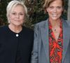 Ces derniers temps, l'humoriste se met en scène dans leur jardin pour évoquer les travaux entamés 

Muriel Robin et Anne Le Nen lors de l'inauguration du jardin des ambassadeurs Line Renaud à Paris le 2 octobre 2023.

© Coadic Guirec / Bestimage