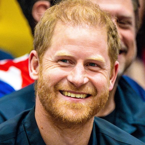 Ce dimanche 10 août, son porte-parole a fait une annonce importante.

Le prince Harry au congrès de Vancouver pendant les Jeux Invictus de Vancouver Whistler 2025.

Photo : Backgrid USA / Bestimage
