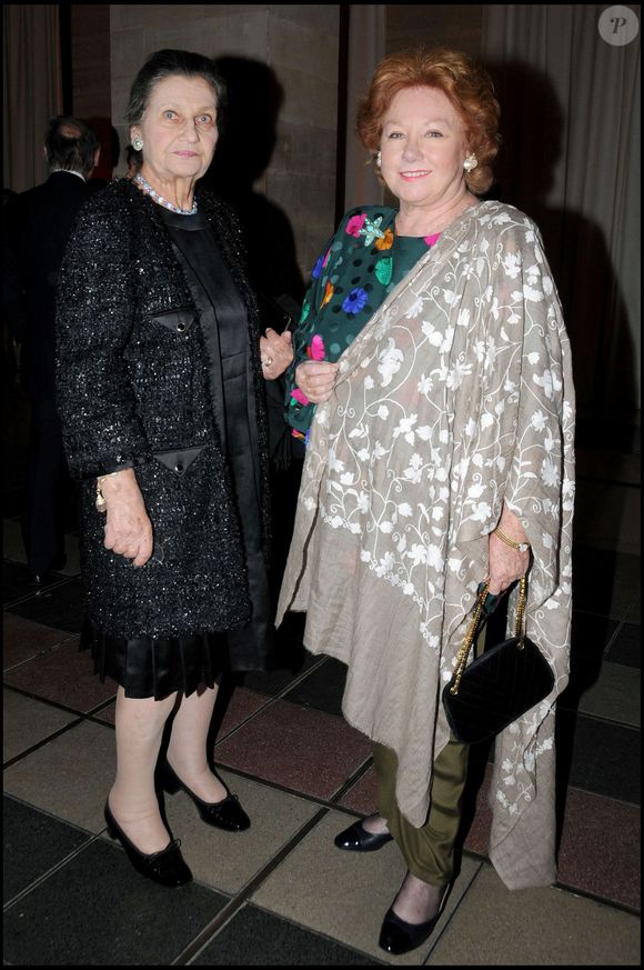 Simone Veil et Nadine de Rothschild - Remise du Prix Scopus 2008 au Palais Brongniart à Paris par les associations française et suisse des amis de l'université hébraïque de Jérusalem. Le 19 octobre 2008. © COADIC GUIREC / BESTIMAGE