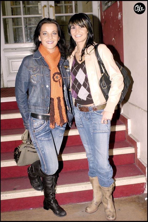 Coralie et Marjorie du groupe L5 lors de la générale au Théâtre de la comédie Caumartin pour la pièce "Castings".

© JAEGLE STEPHANE / BESTIMAGE