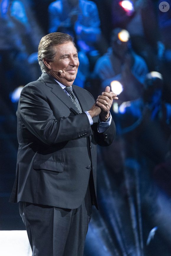 Exclusif - Jean-Pierre Foucault - Enregistrement de l'émission "La Chanson secrète 4", qui sera diffusée le 4 janvier 2020 sur TF1, à Paris. Le 17 décembre 2019
© Gaffiot-Perusseau / Bestimage