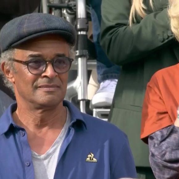 Yannick Noah et sa compagne Malika dans les tribunes de Roland Garros. Capture France 2