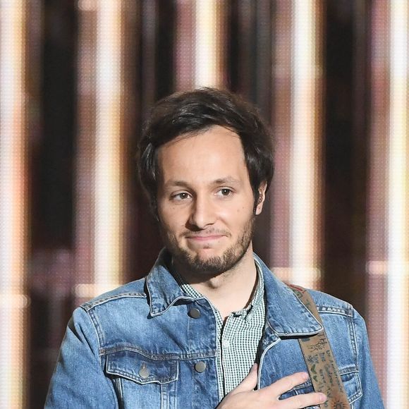 Il y a peu, Vianney annonçait à ses fans avoir été victime d'un accident. 

Vianney Bureau - 36ème édition des Victoires de la Musique à la Seine Musicale à Boulogne-Billancourt, France. © Coadic Guirec/Bestimage