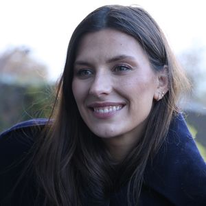 Exclusif - Camille Cerf (Miss France 2015) - Célébrités se rendent aux studios de Europe 1 à Paris le 19 Novembre 2025.