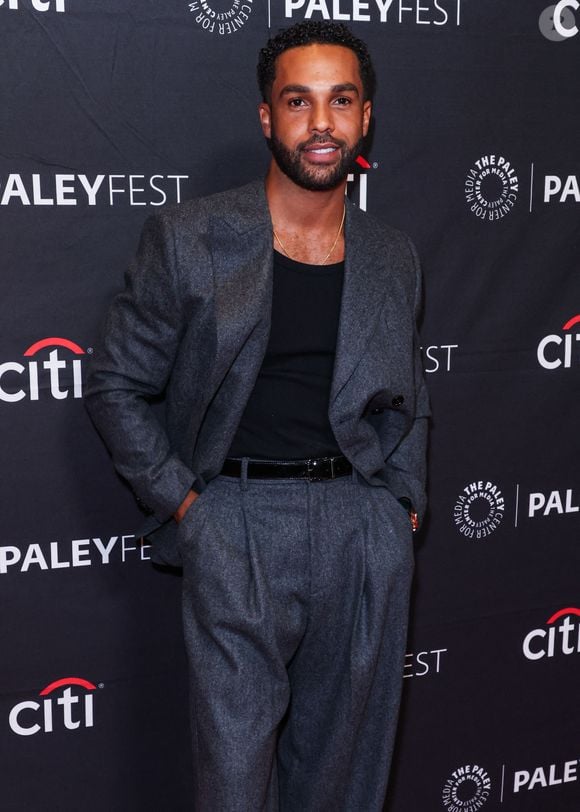 Lucien Laviscount pour Emily In Paris (Netflix), au Dolby Theatre à Hollywood.

©BestImage
