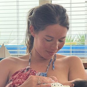 Instagram d'Emilie Broussouloux en famille avec sa petite dernière : Nicole.
