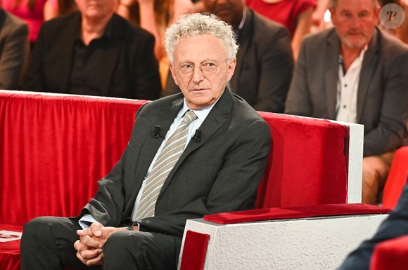 Exclusif - Nelson Monfort - Enregistrement de l'émission "Vivement dimanche" au studio Gabriel, présentée par M.Drucker, et diffusée sur France 3 le 22 juin 2025. 
© Guillaume Gaffiot / Bestimage