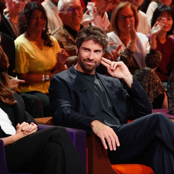 Elsa Leeb, Tom Leeb, Fanny Leeb lors de l'enregistrement de l'émission "Famille je vous aime" présentée par M. Drucker et qui sera diffusée le 13 juin 2025 sur France 3, aux Studios rive gauche à Paris, France, le 15 avril 2025. © Clovis-Gaffiot/Bestimage
