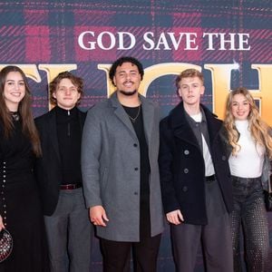 Les membres de la Star Academy, Ulysse Saragas, Charles Dore, Noah Boisnoir, Maureen Valet, Marguerite Dedeyan et Emma Broyon assistent à l'avant-première de God Save The Tuche au cinéma Pathe Palace à Paris, France, le 04 février 2025. Photo by Aurore Marechal/ABACAPRESS.COM