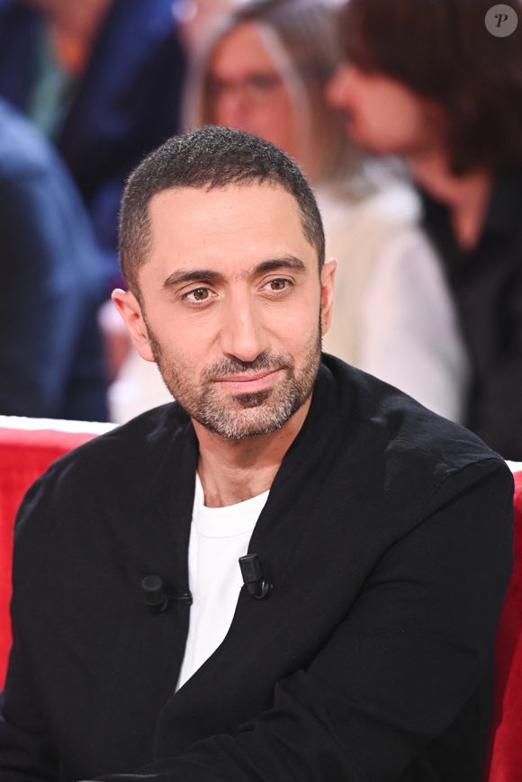 Jimmy Mohamed - Enregistrement de l'émission Vivement dimanche au studio Rive Gauche, présentée par M.Drucker, diffusée le 07 septembre 2025 sur France 3.  © Guillaume Gaffiot / Bestimage