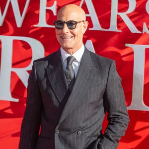 Aujourd’hui, il circule sur les plateformes de seconde main.
Stanley Tucci lors de la première européenne du film "Le diable s'habille en Prada 2" qui a eu lieu le 22 avril 2026 au cinéma Cineworld Leicester Square à Londres, Angleterre, Royaume-Uni.
STARMAX / BESTIMAGE