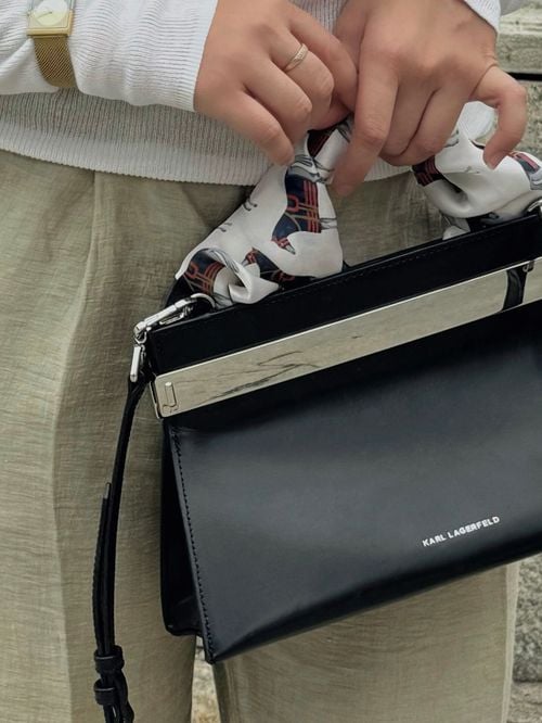 Les bijoux de sac sont plus que jamais de retour : cette tendance Y2K que l'on n'avait pas vue venir !