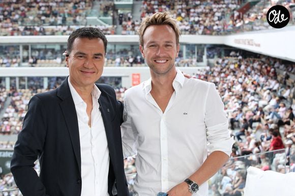 Il estime qu’il préfère laisser la place aux personnes réellement motivées pour participer au programme.

Laurent Luyat et Cyril Féraud - Plateau de France Télévision lors des Internationaux de France de Tennis de Roland Garros 2023 - Jour 15 à Paris le 11 Juin 2023. 

© Bertrand Rindoff / Bestimage