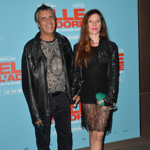 Julien Clerc et sa femme Hélène Grémillon - Avant-première du film "Elle l'adore" au cinéma UGC Normandie à Paris, le 15 septembre 2014.