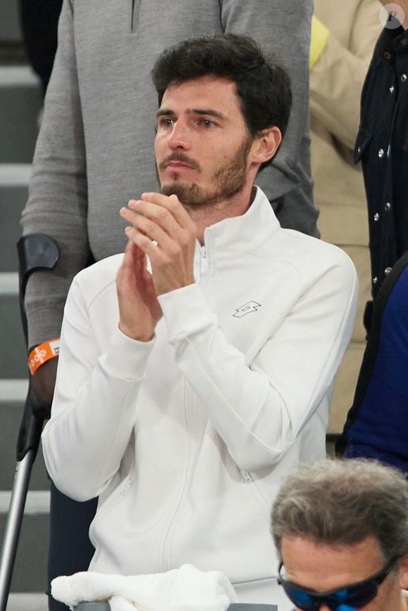 Pierre Arfi (compagnon et entraineur d'Alizé Cornet) - La joueuse de tennis française Alizé Cornet annonce la fin de sa carrière après avoir été battue au premier tour des Internationaux de France de tennis de Roland Garros 2024 à Paris, France, le 28 mai 2024. © Jacovides-Moreau/Bestimage