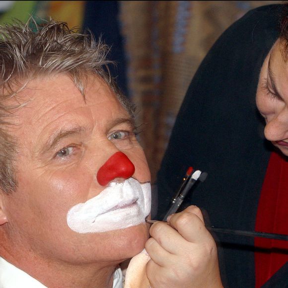 Depuis quelques années, Bruno Masure est très actif sur Twitter.

© Jean-Jacques Datchary/ABACA. 39450-6. Paris-France, 31/10/2002. Speciale Vivement Dimanche pour les 150 ans du cirque Bouglione avec Michel Drucker, Nathalie Corre, Pierre Benichou et Phillipe Geluck .