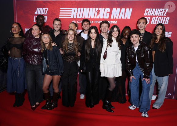 Les élèves de la Star Academy 2025 (G-D) Léane, Noah, Lily, Mélissa, Théo L., Léa, Anouk, Théo P., Ambre, Bastiaan, Jeanne, Sarah, Léo, Victor et Ema lors de la première de Running Man au cinéma UGC Ciné Cité Bercy à Paris le 3 novembre 2025.

© Denis Guignebourg / Bestimage