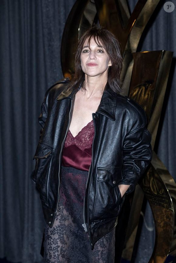 Charlotte Gainsbourg - Photo Call pour Le Défilé -Saint Laurent lors de la Fashion Week  à Paris le 24 septembre 2024. © Olivier Borde /Bestimage
