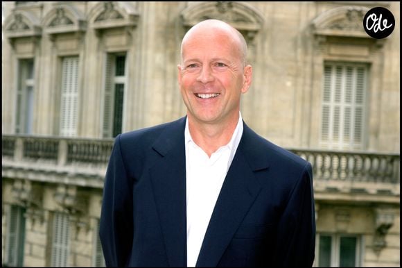 Bruce Willis lors d'une séance photo pour le film "Die Hard 4" à l'hôtel George V, à Paris.

© OLIVIER BORDE / BESTIMAGE