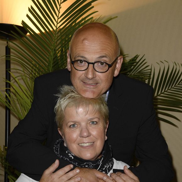 Mimie Mathy et son mari au concert de Patrick Bruel, à Bercy, le 22 juin 2013.

Photo : Agence / Bestimage