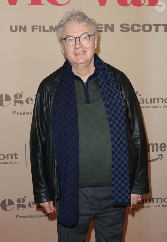 Dominique Besnehard - Avant-première du film "Ma Mère, Dieu et Sylvie Vartan" au cinéma Pathé Palace à Paris le 17 mars 2025. © Coadic Guirec/Bestimage