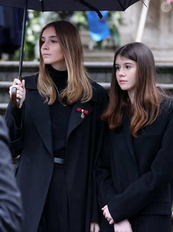 Les princesses Luisa et Vittoria de Savoie - Sorties des funérailles du prince Victor Emmanuel de Savoie en la cathédrale Saint-Jean-Baptiste de Turin le 10 février 2024. © Dominique Jacovides/Bestimage