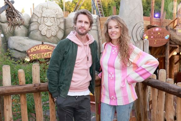 Exclusif - Philippe Lacheau et sa compagne Elodie Fontan lors de l'inauguration du festival Toutatis au Parc Asterix à Plailly le 12 mai 2023.  © Christophe Aubert via Bestimage