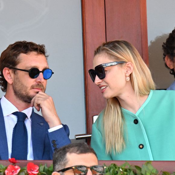 Pierre Casiraghi, Beatrice Borromeo et John Elkann, au second rang, durant la finale du Masters 1000 de Monte-Carlo à Roquebrune-Cap-Martin, le 14 avril 2024. © Bruno Bebert / Bestimage