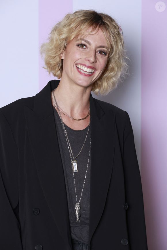 Sara MORTENSEN

Soirée Télé 7 jours Chez Francette à Paris, jeudi 4 septembre 2025. - Soirée Télé 7 jours Chez Francette à Paris le 4 septembre 2025.
© Christophe Aubert via Bestimage