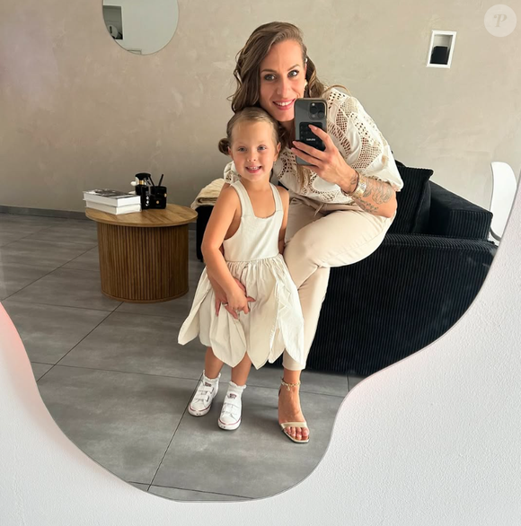 Camille Santoro de "Familles nombreuses" avec sa fille Alba - Instagram, 10 août 2024